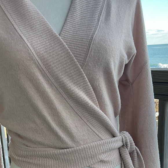 Free People Beach Wrap Sweater / Wrap Top - Picture 5 of 14